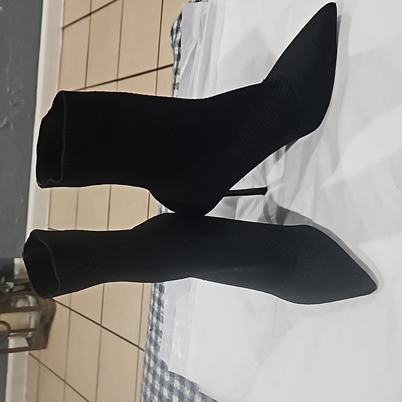 Zara Trafaluc Black Stretchy Sock Mesh Pointed Toe Ankle Boot Stiletto Heels - Picture 2 of 9